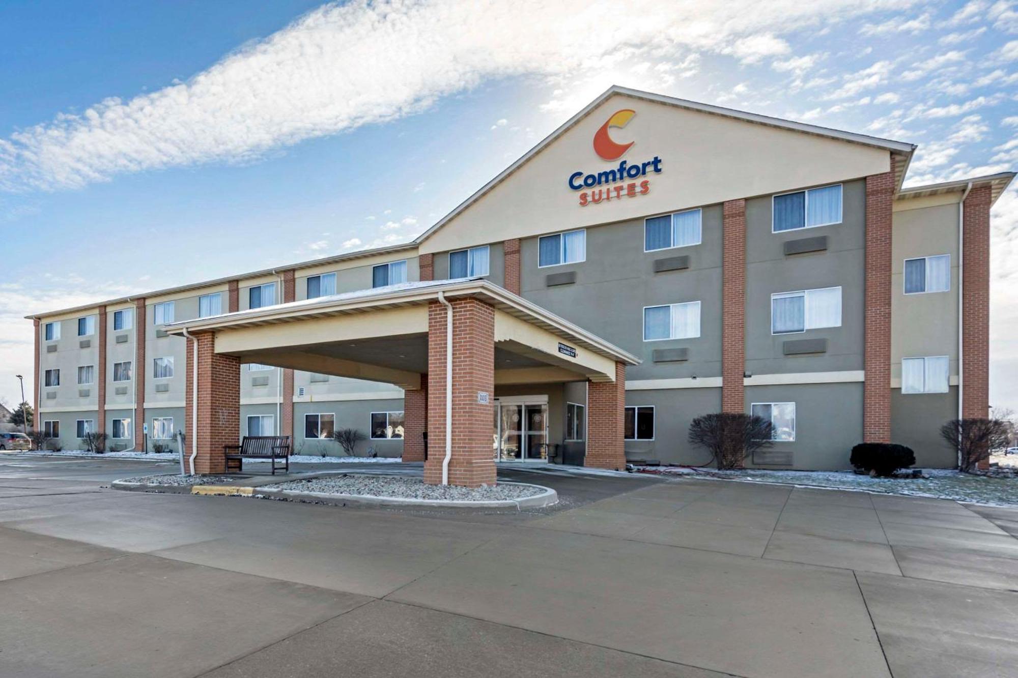 4 Airport Hotels In Bloomington That Deliver Real Value