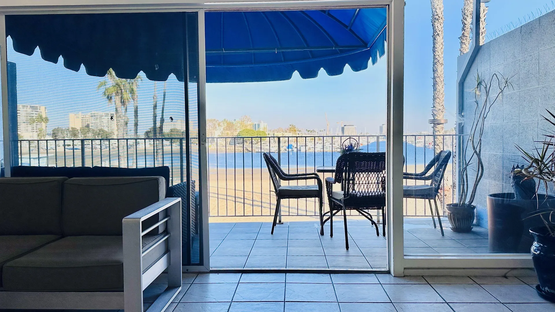 Staying Near Culver City Park: 5 Budget Hotels Compared